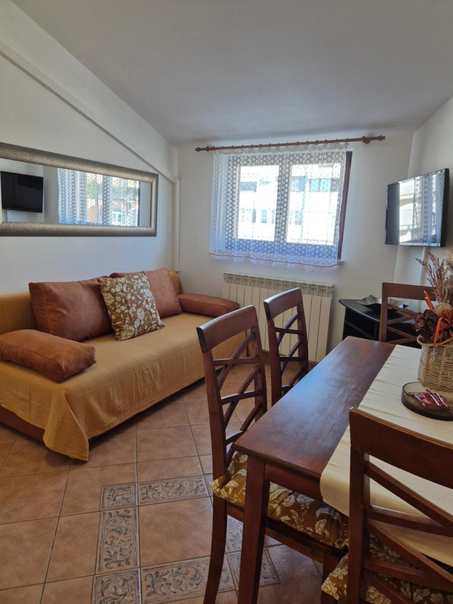 Apartments Antolovic Врсар Экстерьер фото